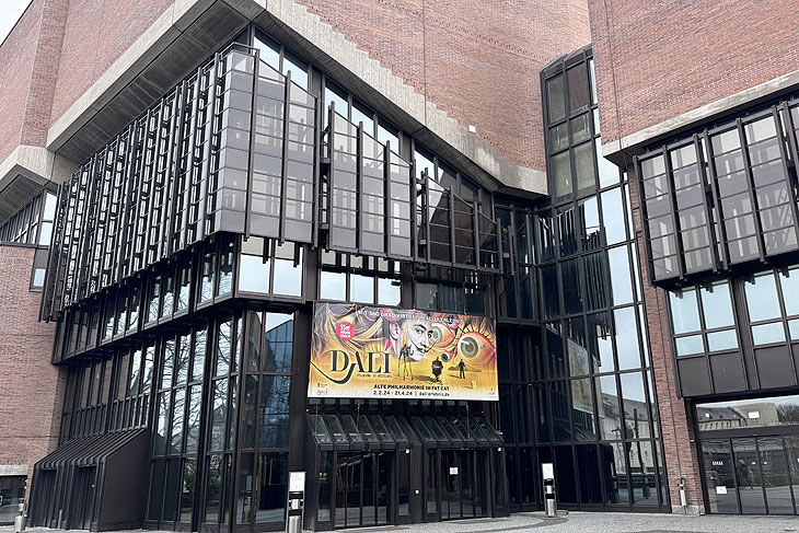 "DAL&Iacute;: SPELLBOUND  DIE AUSSTELLUNG" in der Alten Philharmonie im Fat Cat vom 02.02.-19.05.2024 (&copy;Foto: Martin Schmitz)